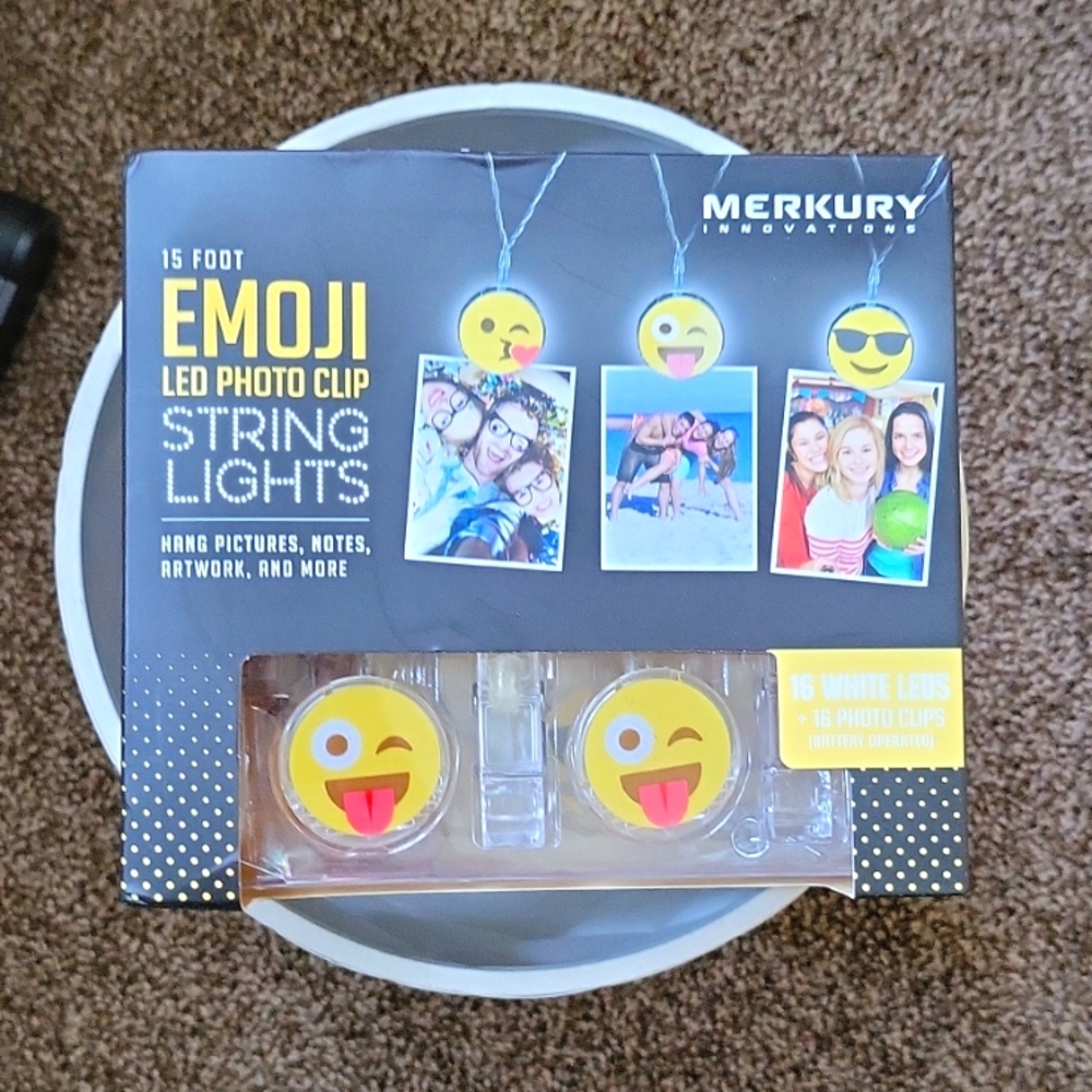 NEW Mercury Innovations Emoji White LED Photo Clip String Lights 15 Foot